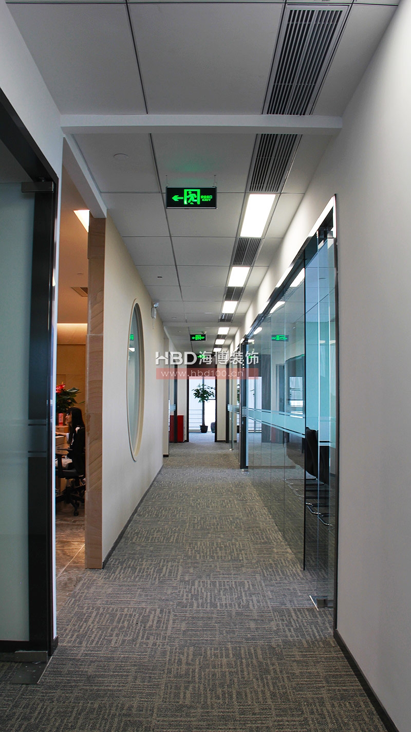 富力新天地中心寫字樓裝修,辦公室裝修設(shè)計(jì),海博裝飾.jpg 富力新天地中心寫字樓裝修,辦公室裝修設(shè)計(jì),海博裝飾.jpg