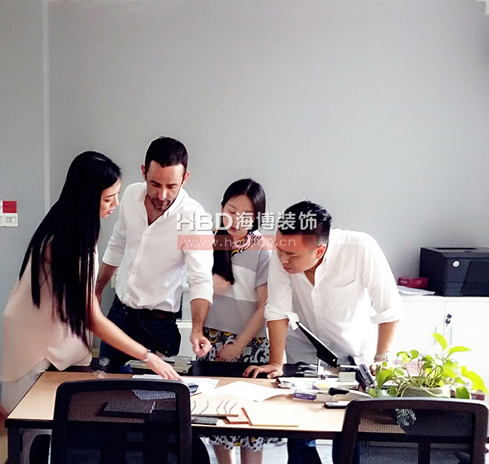 環(huán)球都會廣場辦公室裝修設(shè)計(jì),廣州裝修設(shè)計(jì)公司,廣州辦公室裝修,海博裝飾.jpg 環(huán)球都會廣場辦公室裝修設(shè)計(jì),廣州裝修設(shè)計(jì)公司,廣州辦公室裝修,海博裝飾.jpg