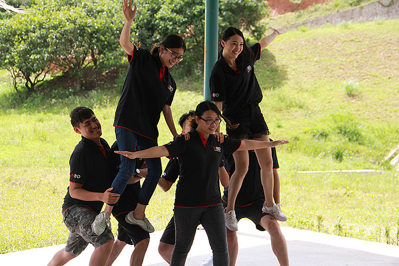 海博裝飾團(tuán)隊(duì)活動(dòng),廣州裝飾公司,拓展訓(xùn)練,海博裝飾.jpg 海博裝飾團(tuán)隊(duì)活動(dòng),廣州裝飾公司,拓展訓(xùn)練,海博裝飾.jpg