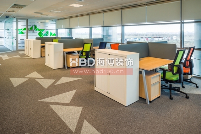 時尚辦公室設(shè)計,廣州裝修設(shè)計公司,時尚辦公室裝修,海博裝飾.jpg 時尚辦公室設(shè)計,廣州裝修設(shè)計公司,時尚辦公室裝修,海博裝飾.jpg