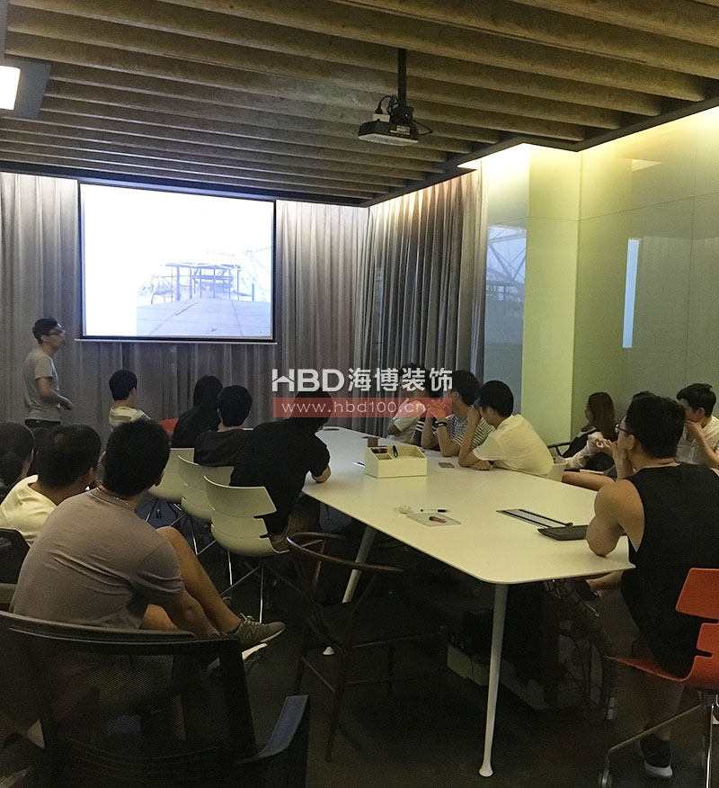 廣州海博裝修公司,設(shè)計(jì)部會議,辦公室裝修設(shè)計(jì),海博裝飾.jpg