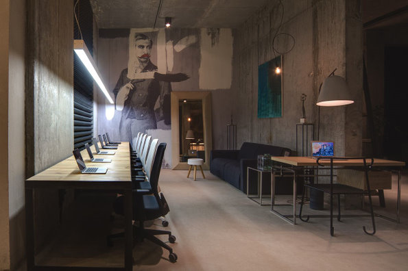 工業(yè)風裝修設(shè)計,辦公室設(shè)計,廣州裝飾公司,環(huán)保辦公室裝修.jpg 工業(yè)風裝修設(shè)計,辦公室設(shè)計,廣州裝飾公司,環(huán)保辦公室裝修.jpg