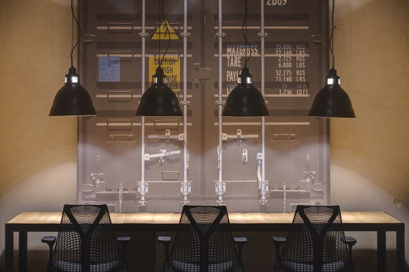 工業(yè)風裝修設(shè)計,辦公室設(shè)計,廣州裝飾公司,環(huán)保辦公室裝修.jpg 工業(yè)風裝修設(shè)計,辦公室設(shè)計,廣州裝飾公司,環(huán)保辦公室裝修.jpg