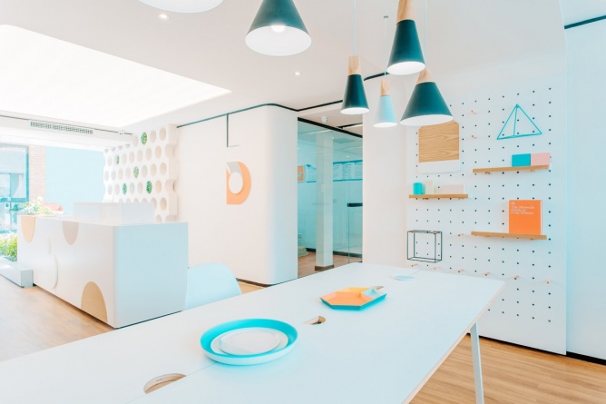 辦公室裝修設(shè)計(jì),廣州裝修設(shè)計(jì)公司,主題辦公室設(shè)計(jì),海博裝飾.jpg 辦公室裝修設(shè)計(jì),廣州裝修設(shè)計(jì)公司,主題辦公室設(shè)計(jì),海博裝飾.jpg