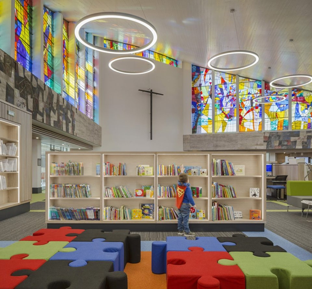 創(chuàng)意圖書館裝修設(shè)計.jpg 創(chuàng)意圖書館裝修設(shè)計.jpg