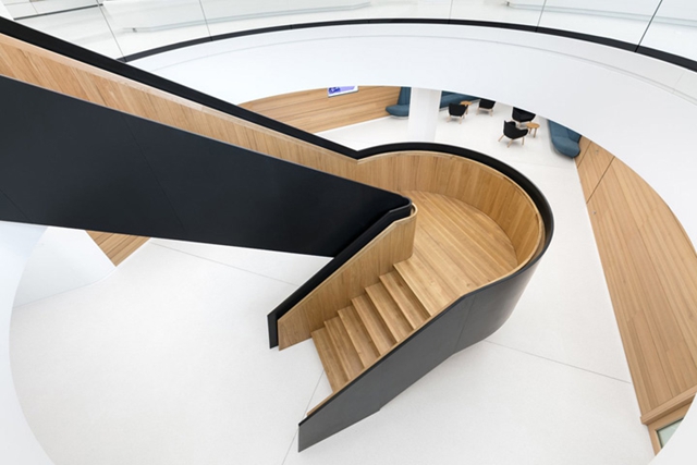 現(xiàn)代簡約風(fēng)格辦公室裝修設(shè)計(jì).jpg 現(xiàn)代簡約風(fēng)格辦公室裝修設(shè)計(jì).jpg