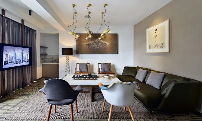 具有設(shè)計(jì)感的辦公室裝修.jpg 具有設(shè)計(jì)感的辦公室裝修.jpg