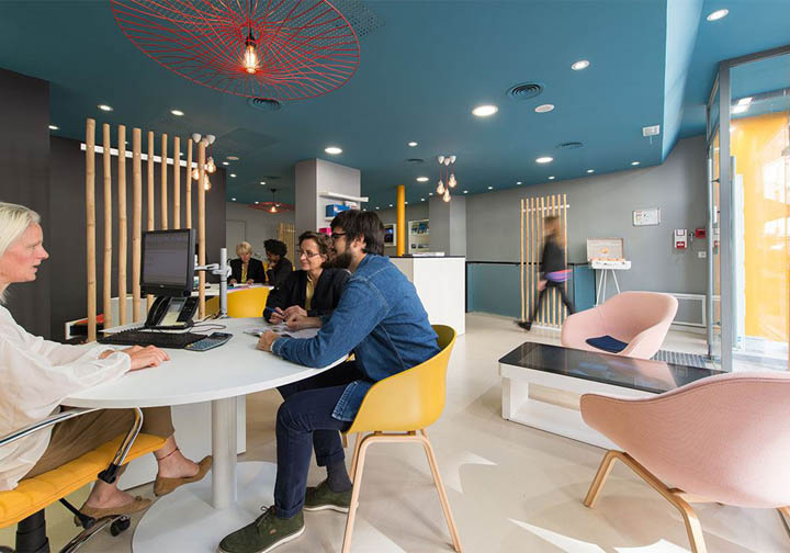 青春時尚辦公室裝修設(shè)計.jpg 青春時尚辦公室裝修設(shè)計.jpg