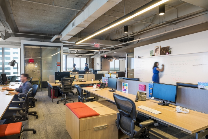 工業(yè)風(fēng)辦公室裝修.jpg 工業(yè)風(fēng)辦公室裝修.jpg