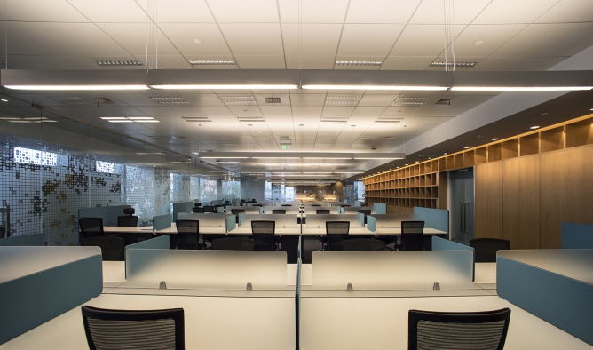 創(chuàng)意辦公樓裝飾.jpg 創(chuàng)意辦公樓裝飾.jpg