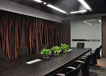 黑白色調(diào)辦公室裝修設(shè)計(jì)風(fēng)格 質(zhì)感滿滿