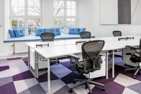 創(chuàng)意廣州辦公室裝修風(fēng)格.jpg 創(chuàng)意廣州辦公室裝修風(fēng)格.jpg