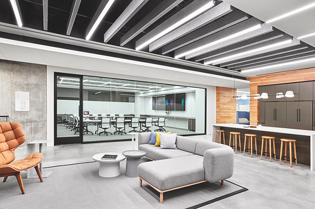 麥當(dāng)勞總部辦公樓裝修設(shè)計(jì).jpg 麥當(dāng)勞總部辦公樓裝修設(shè)計(jì).jpg