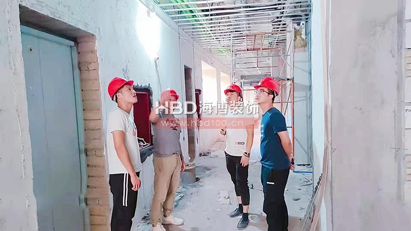 海博裝飾工地現(xiàn)場(chǎng).jpg 海博裝飾工地現(xiàn)場(chǎng).jpg